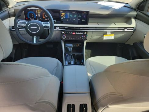 New 2026 Hyundai Tucson SEL FWD image 12