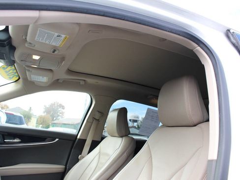 Used 2022 Lincoln Nautilus Reserve w/ Luxury Package image 12