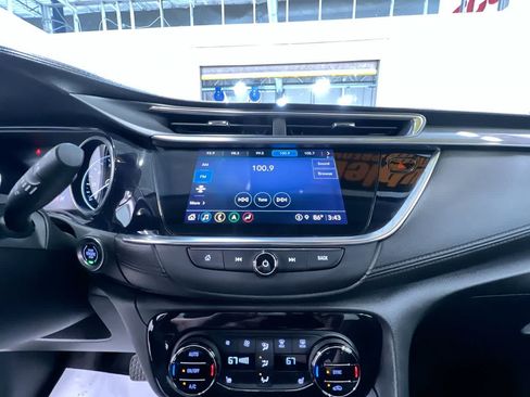 Used 2021 Buick Encore GX Select w/ Advanced Technology Package AWD/4WD image 27