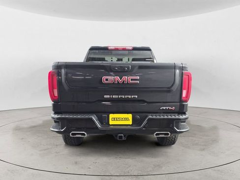 Used 2024 GMC Sierra 1500 AT4 w/ Technology Package image 4