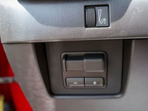 New 2026 GMC Canyon AT4 w/ Technology Plus Package AWD/4WD image 15