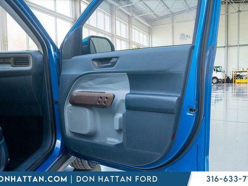 Used 2022 Ford Maverick Lariat image 23