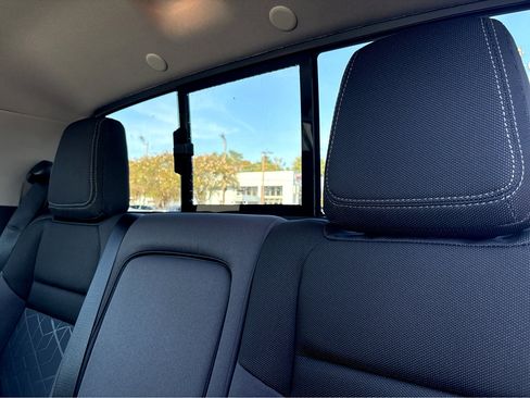 New 2026 Nissan Frontier SV image 24