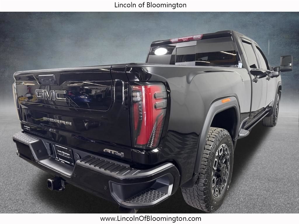 Used 2024 GMC Sierra 2500 AT4 w/ AT4 Premium Plus Package AWD/4WD image 7