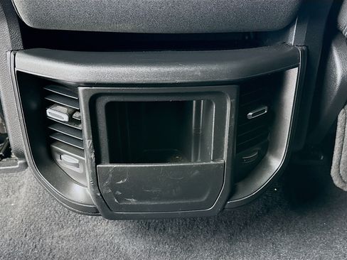 Used 2025 RAM 1500 Big Horn AWD/4WD image 16