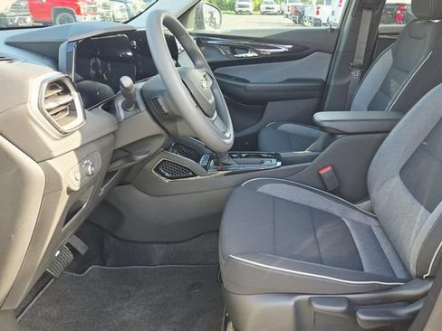 New 2026 Chevrolet TrailBlazer LS w/ LS Convenience Package FWD image 8