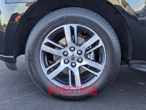 Used 2024 Ford Expedition Limited image 37