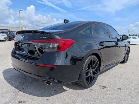 Used 2023 Honda Civic Sport image 5