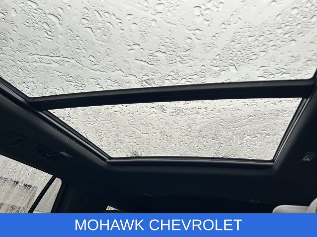 Used 2023 Chevrolet Tahoe Z71 w/ Z71 Off-Road Package AWD/4WD image 27