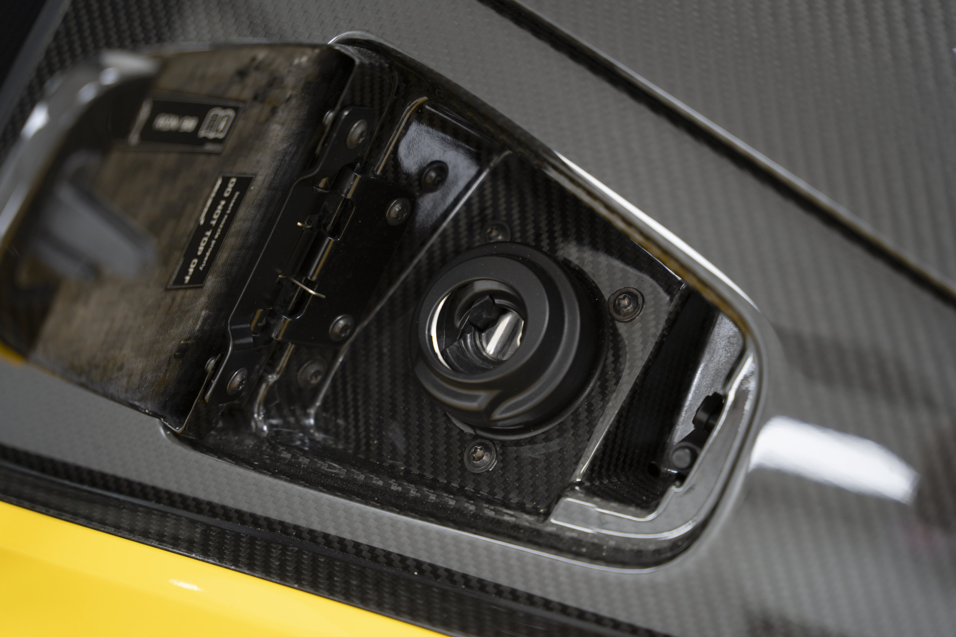 Used 2019 McLaren Senna RWD image 55