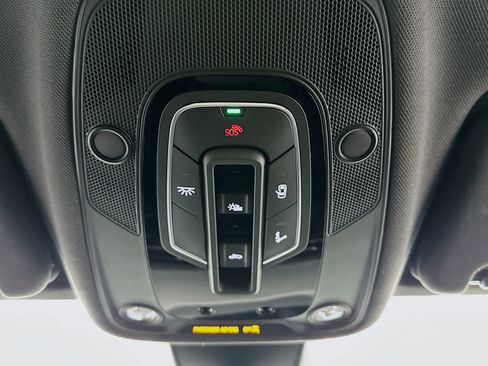 Used 2023 Audi Q7 3.0T Premium Plus image 19