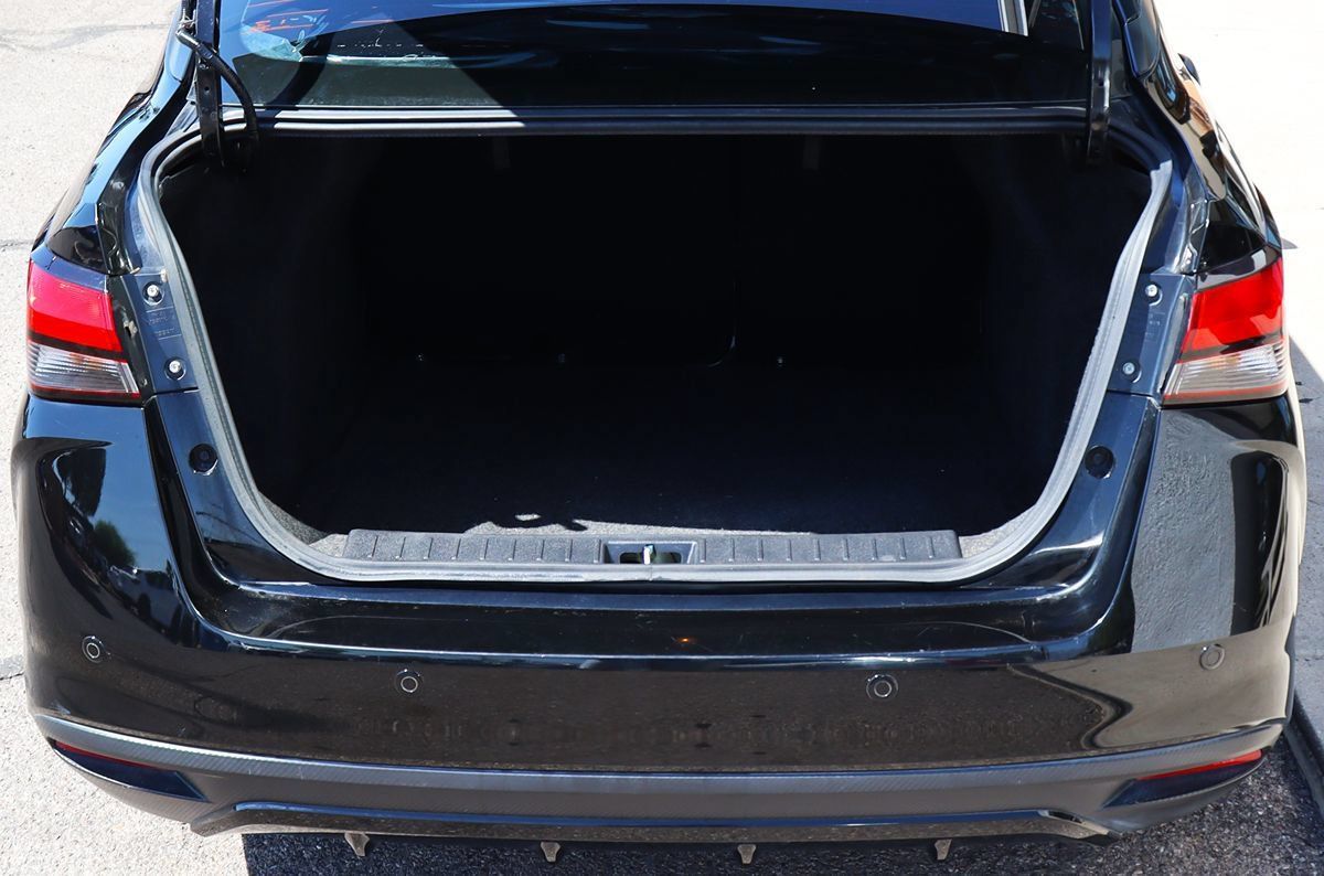 Used 2024 Nissan Versa S w/ S Plus Package FWD image 22