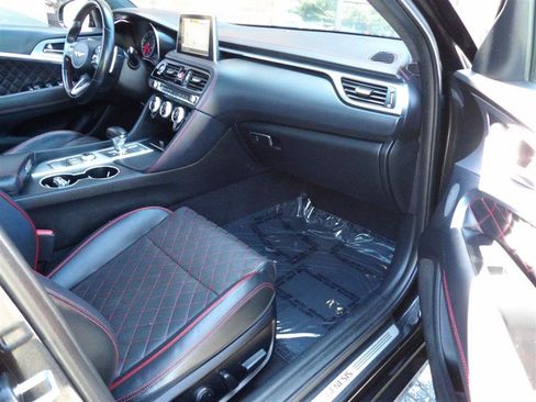 Used 2019 Genesis G70 3.3T Advanced w/ Sport Package AWD/4WD image 11
