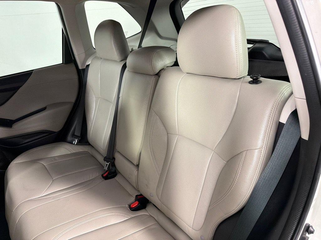 Used 2022 Subaru Forester Premium AWD/4WD image 21