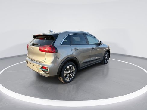 Used 2022 Kia Niro EX w/ Cold Weather Package image 8