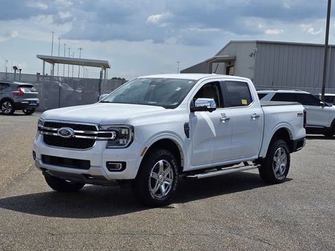 Used 2024 Ford Ranger Lariat w/ FX4 Off-Road Package AWD/4WD image 7