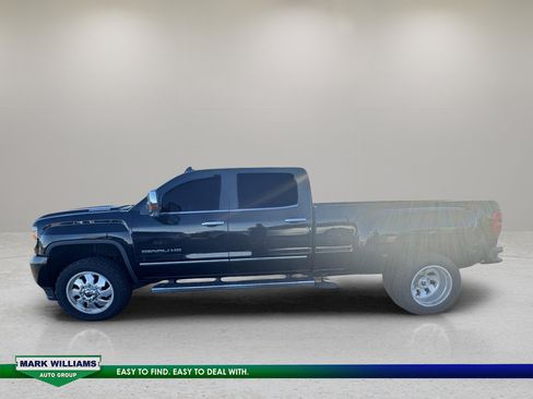 Used 2017 GMC Sierra 3500 Denali w/ Duramax Plus Package image 2