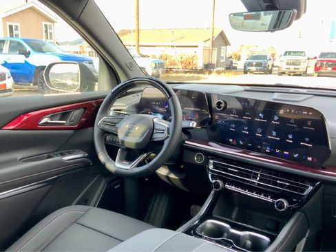 New 2026 Chevrolet Traverse Z71 w/ Enhanced Driving Package image 42