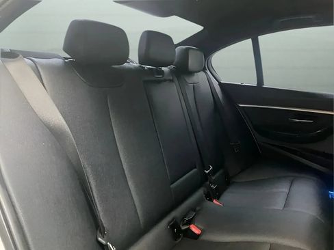Used 2018 BMW 330e RWD image 14