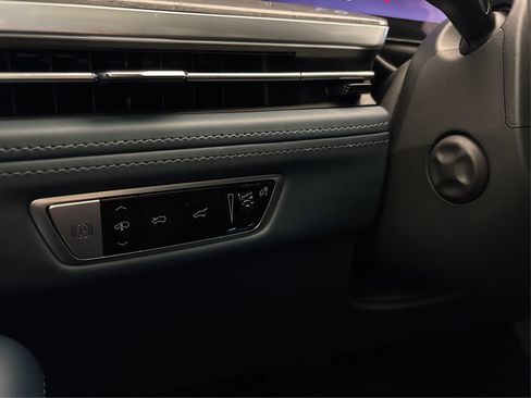 New 2026 Cadillac Escalade IQL Luxury image 20