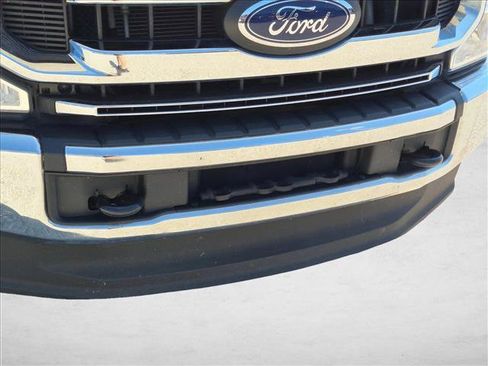 Used 2022 Ford F250 XLT AWD/4WD image 9