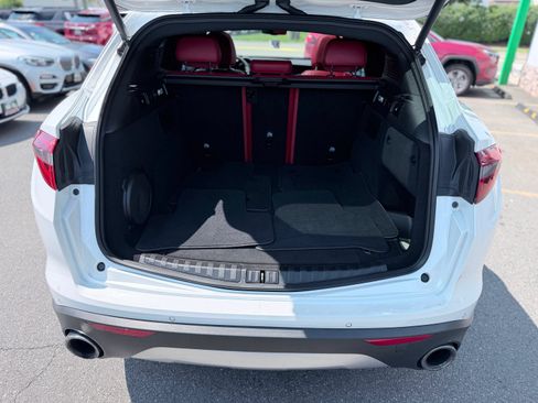 Used 2019 Alfa Romeo Stelvio Ti Sport w/ Quick Order Package 22S Sport AWD/4WD image 10