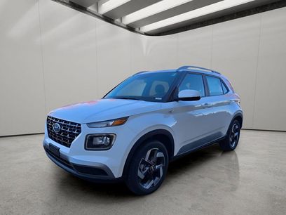 Used 2025 Hyundai Venue SEL