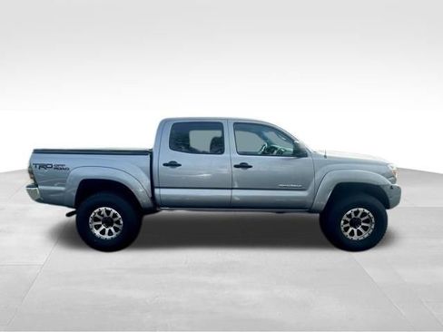 Used 2014 Toyota Tacoma 4x4 Double Cab w/ TRD Off-Road Package image 10