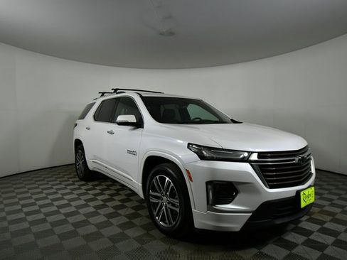 Used 2023 Chevrolet Traverse High Country w/ LPO, Floor Liner Package image 8