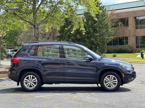 Used 2016 Volkswagen Tiguan S FWD image 6