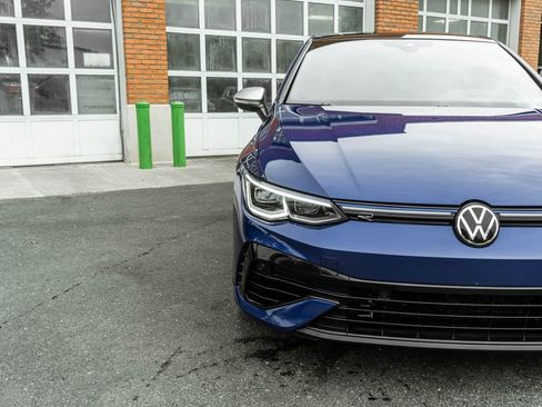 Used 2024 Volkswagen Golf R AWD/4WD image 34