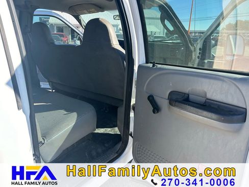 Used 2006 Ford F350 XL image 17