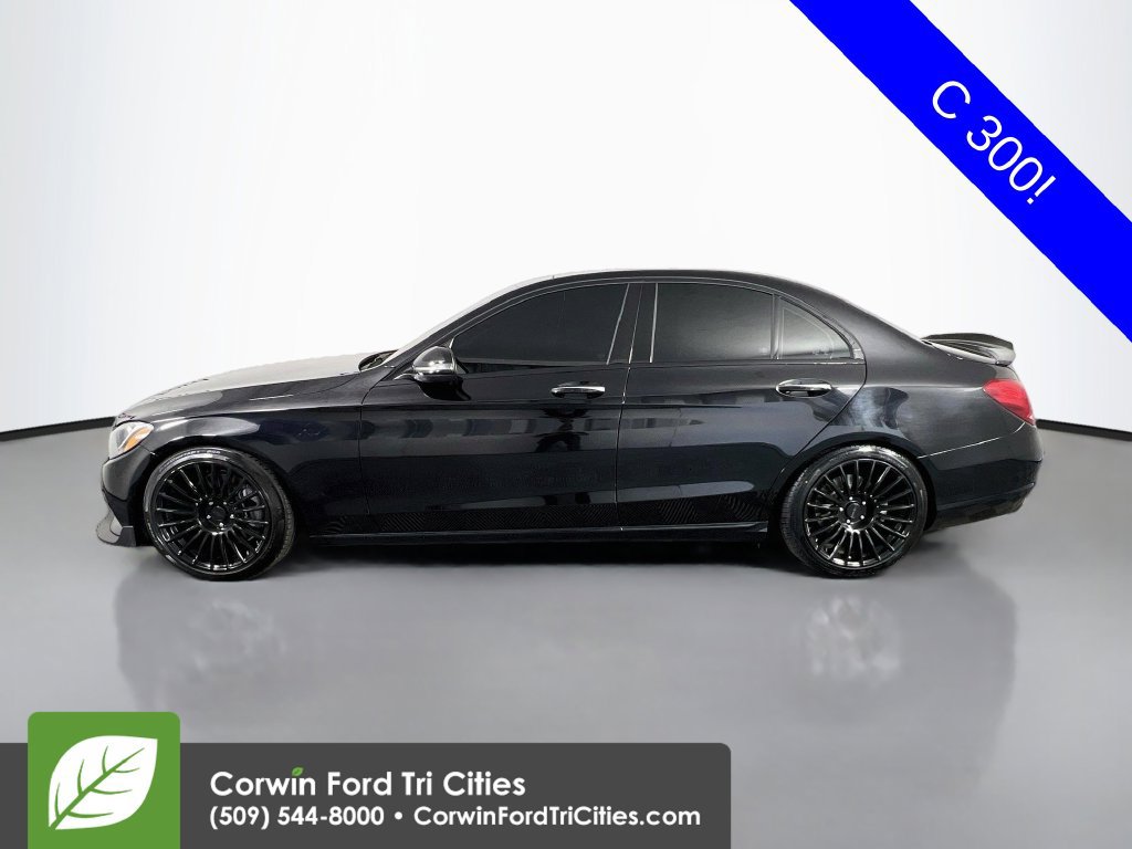 Used 2017 Mercedes-Benz C 300 Sedan image 5