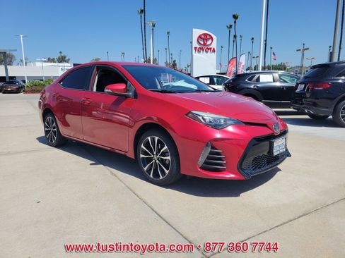 Certified 2019 Toyota Corolla SE FWD image 2