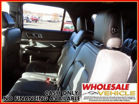Used 2017 Ford Explorer Limited image 10