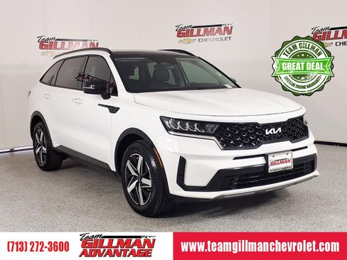 Used 2023 Kia Sorento S w/ Panoramic Sunroof Package image 1