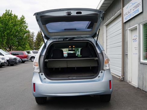Used 2012 Toyota Prius V Three FWD image 15