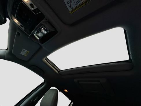Used 2016 Honda Pilot Elite image 23