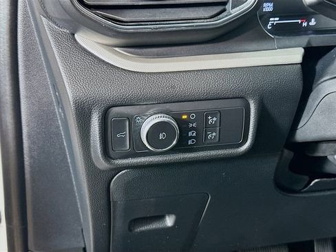 Certified 2020 Ford Explorer XLT w/ Equipment Group 202A image 20