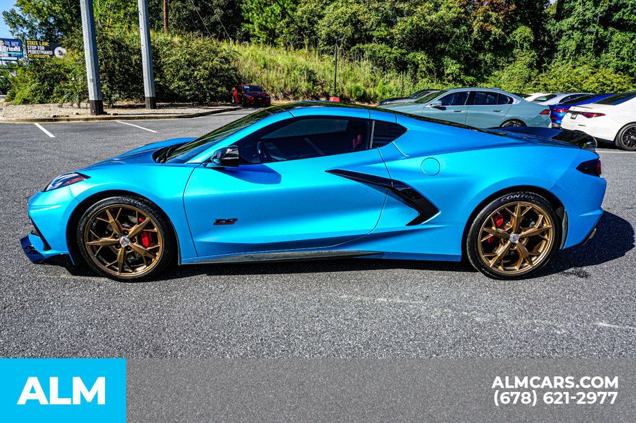 Used 2021 Chevrolet Corvette Stingray Coupe w/ Engine Appearance Package RWD image 6