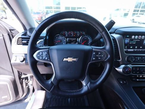 Used 2015 Chevrolet Suburban LT AWD/4WD image 25