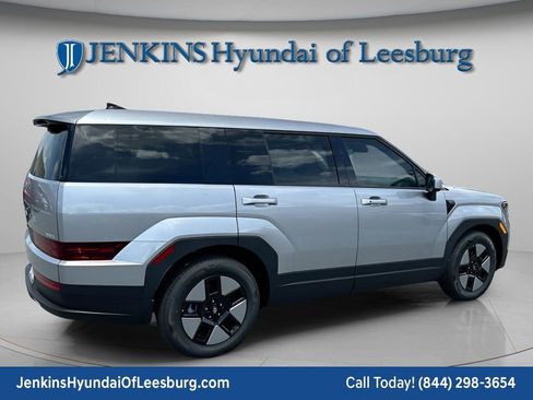 New 2026 Hyundai Santa Fe SE image 5