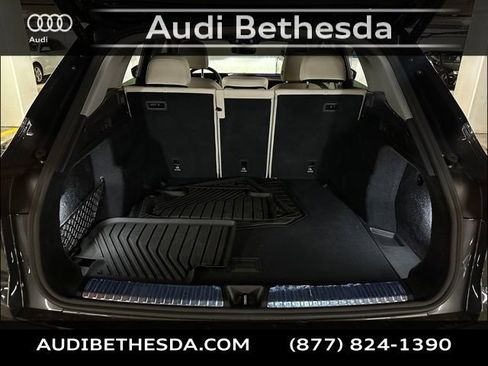 Certified 2025 Audi Q5 2.0T Premium Plus w/ Premium Plus image 10