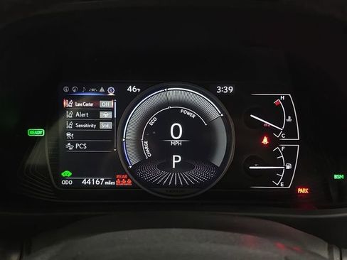 Used 2024 Lexus UX 250h AWD w/ Premium Package image 19