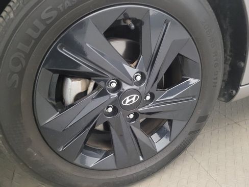 Used 2023 Hyundai Elantra SEL FWD image 31