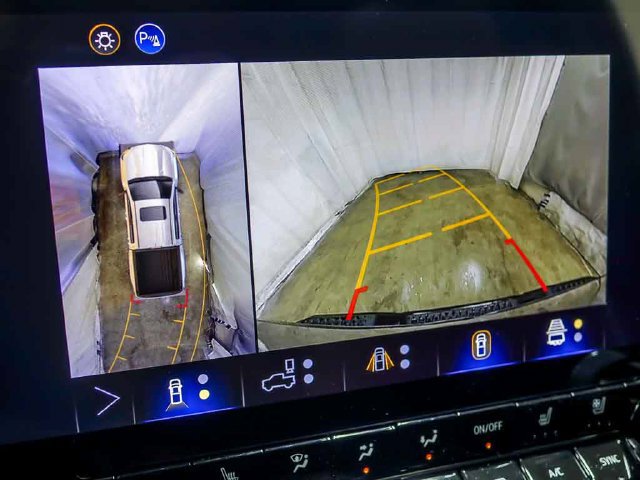 New 2026 Chevrolet Colorado ZR2 w/ Technology Package AWD/4WD image 19
