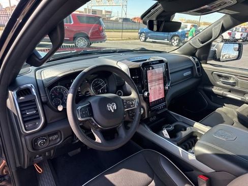 Used 2025 RAM 1500 Laramie image 9