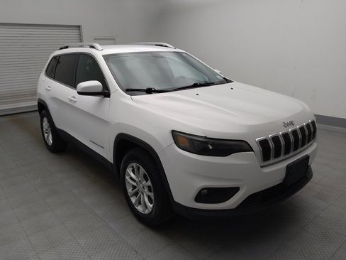 Used 2019 Jeep Cherokee Latitude w/ Popular Appearance Group AWD/4WD image 13