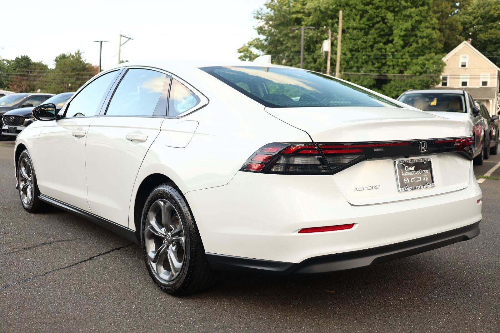 Used 2024 Honda Accord EX image 6