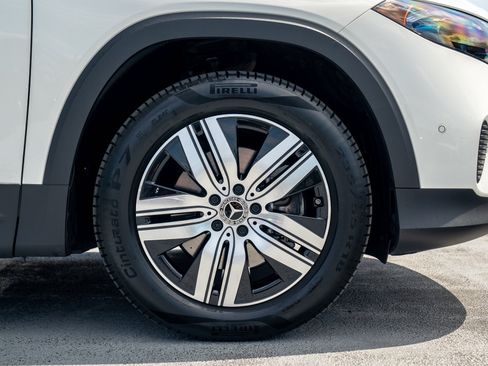 Certified 2024 Mercedes-Benz EQB 250+ image 15